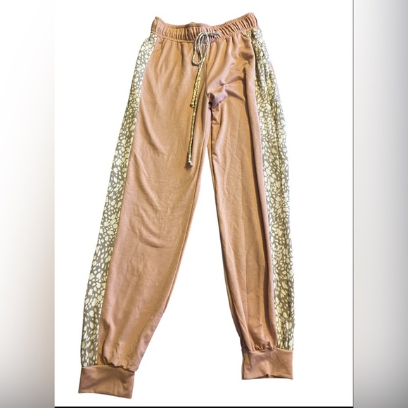 White Birch Pink Animal print Track Pants with Elastic Waist - Picture 1 of 4